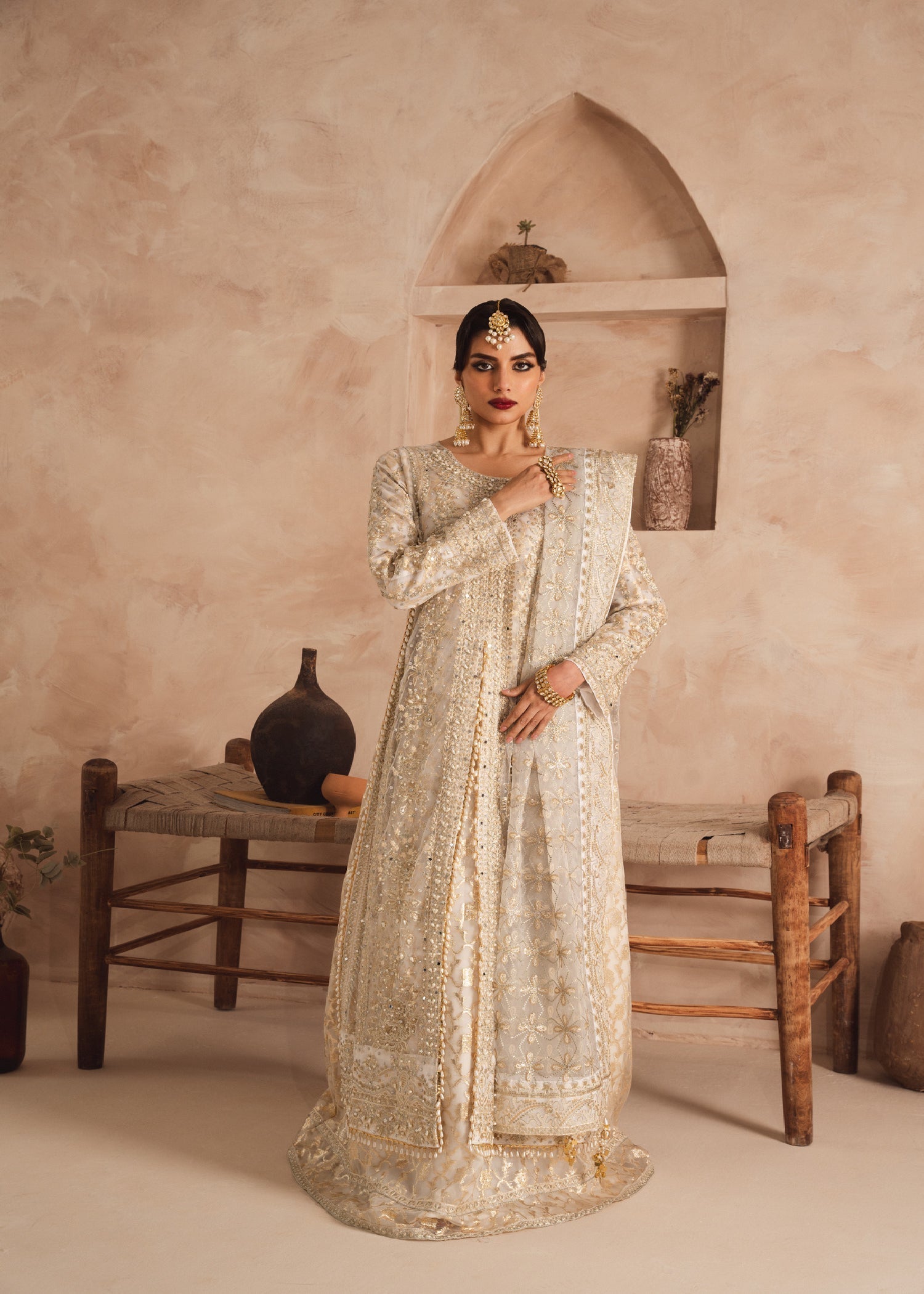 Pakistani Designer White Net Wedding Suit Online in KSA Riyadh Saudi Arabia Oman Bahrain Qatar