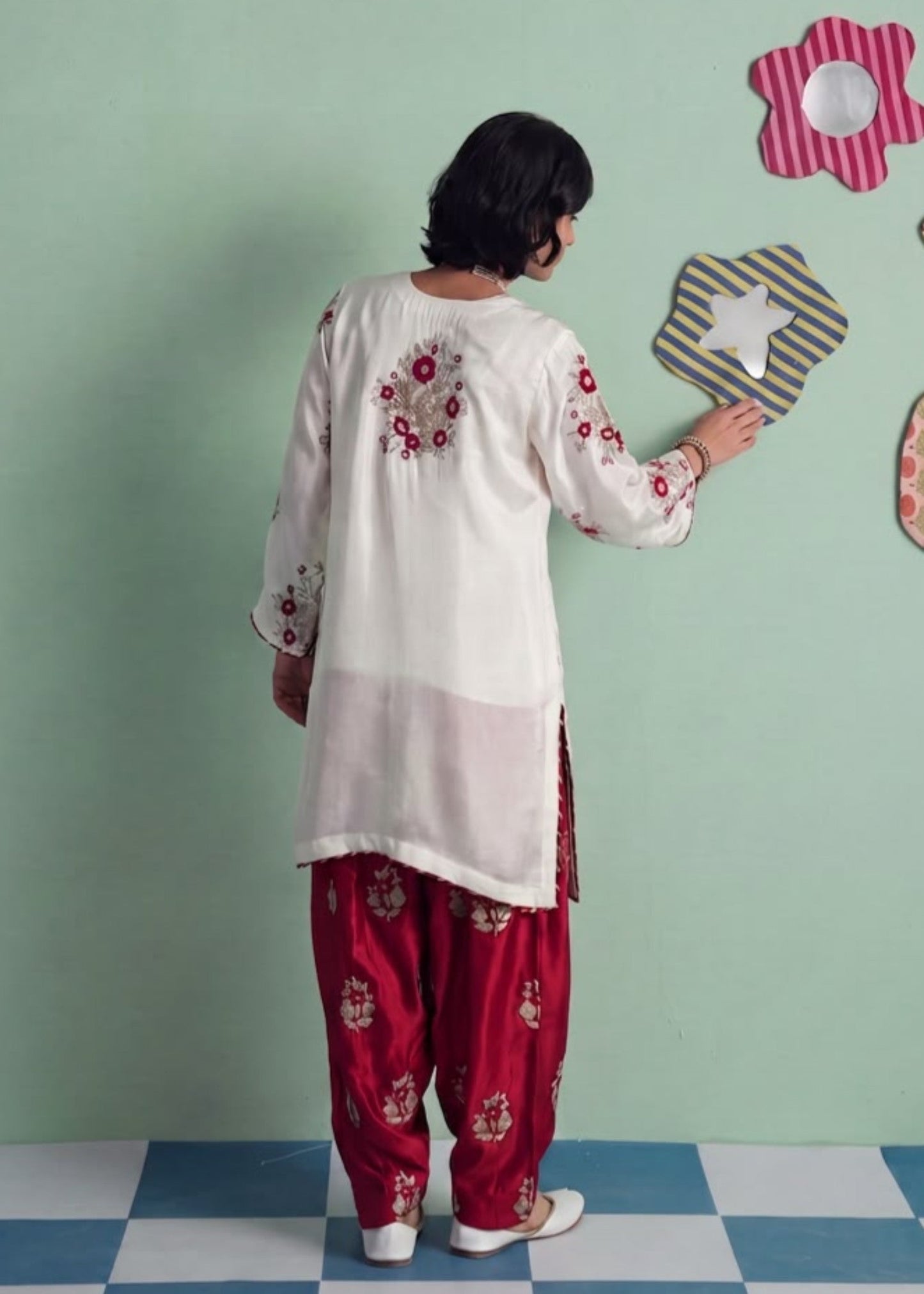 Pakistani Designer White Silk Kurta Pajama Online in KSA Riyadh Saudi Arabia Oman Bahrain Qatar