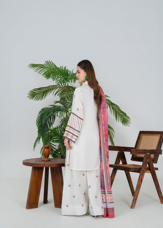 Pakistani Designer White Silk Salwar Kameez Online in KSA Riyadh Saudi Arabia Oman Bahrain Qatar