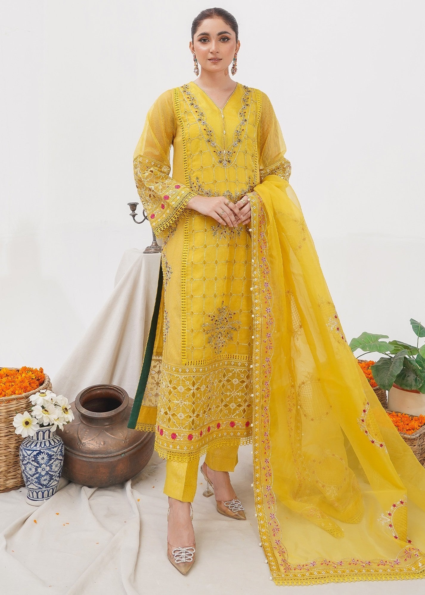 Pakistani Designer Yellow Net Salwar Kameez Online in KSA Riyadh Saudi Arabia Oman Bahrain Qatar