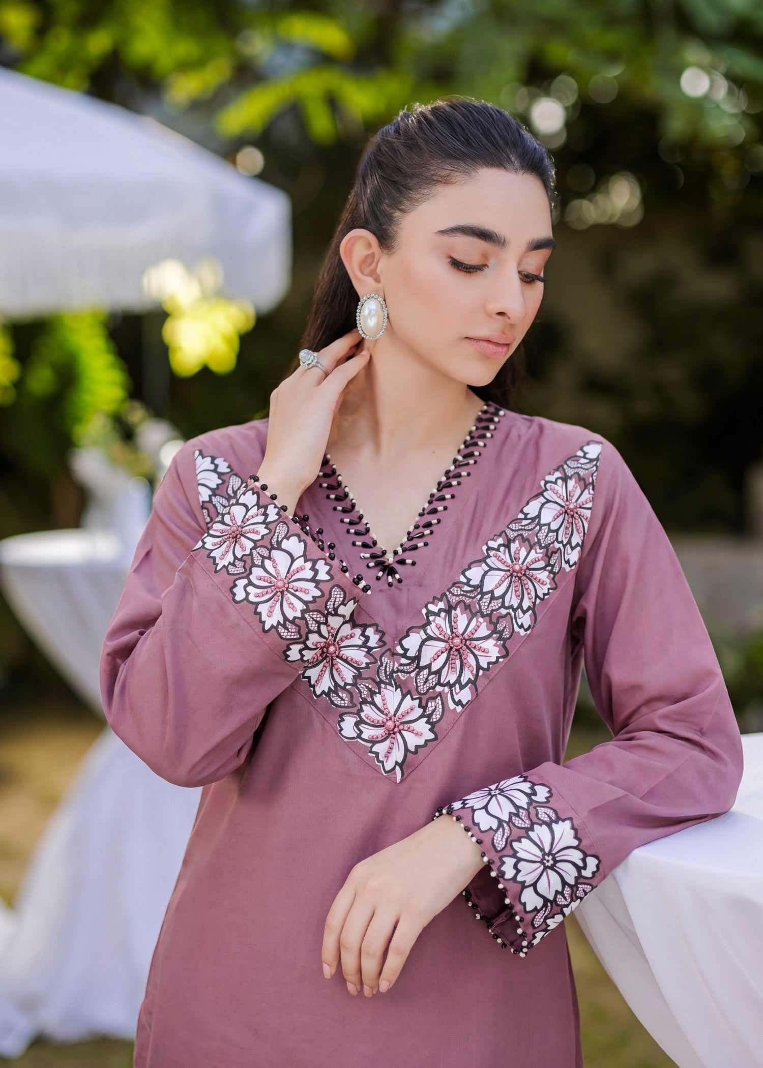 Pakistani Designer Zinnia Pink Lawn Suit Online in KSA Riyadh Saudi Arabia Oman Bahrain Qatar