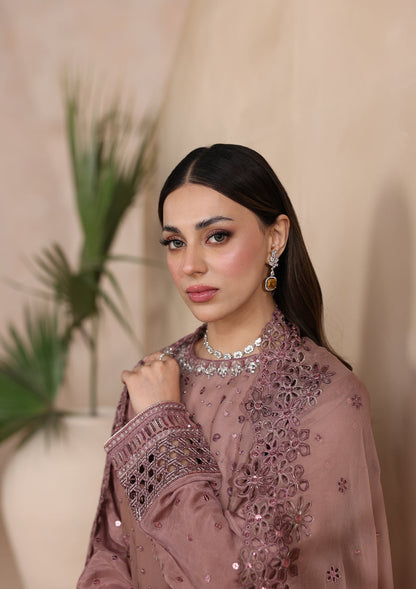 Pakistani Embroidered Chiffon Suit for Women Online in KSA Riyadh Saudi Arabia Oman Bahrain Qatar