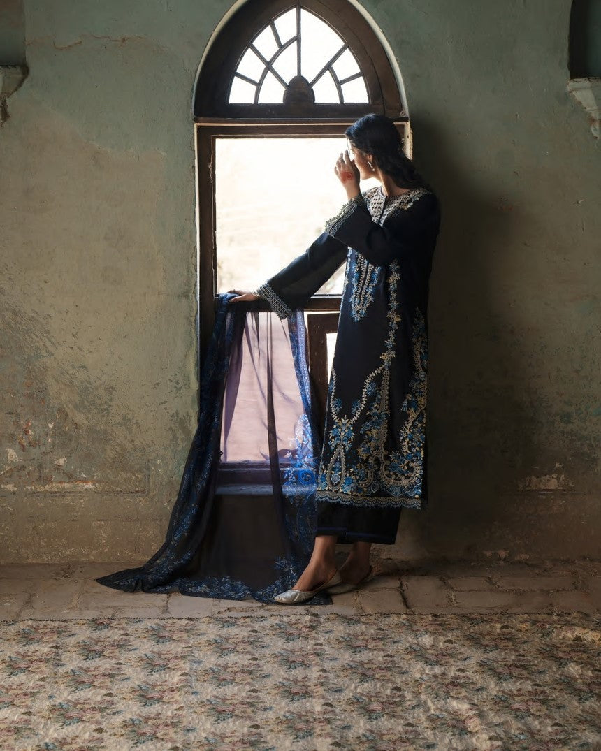 Pakistani Embroidered Cotton Lawn Suit Online in KSA Riyadh Saudi Arabia Oman Bahrain Qatar