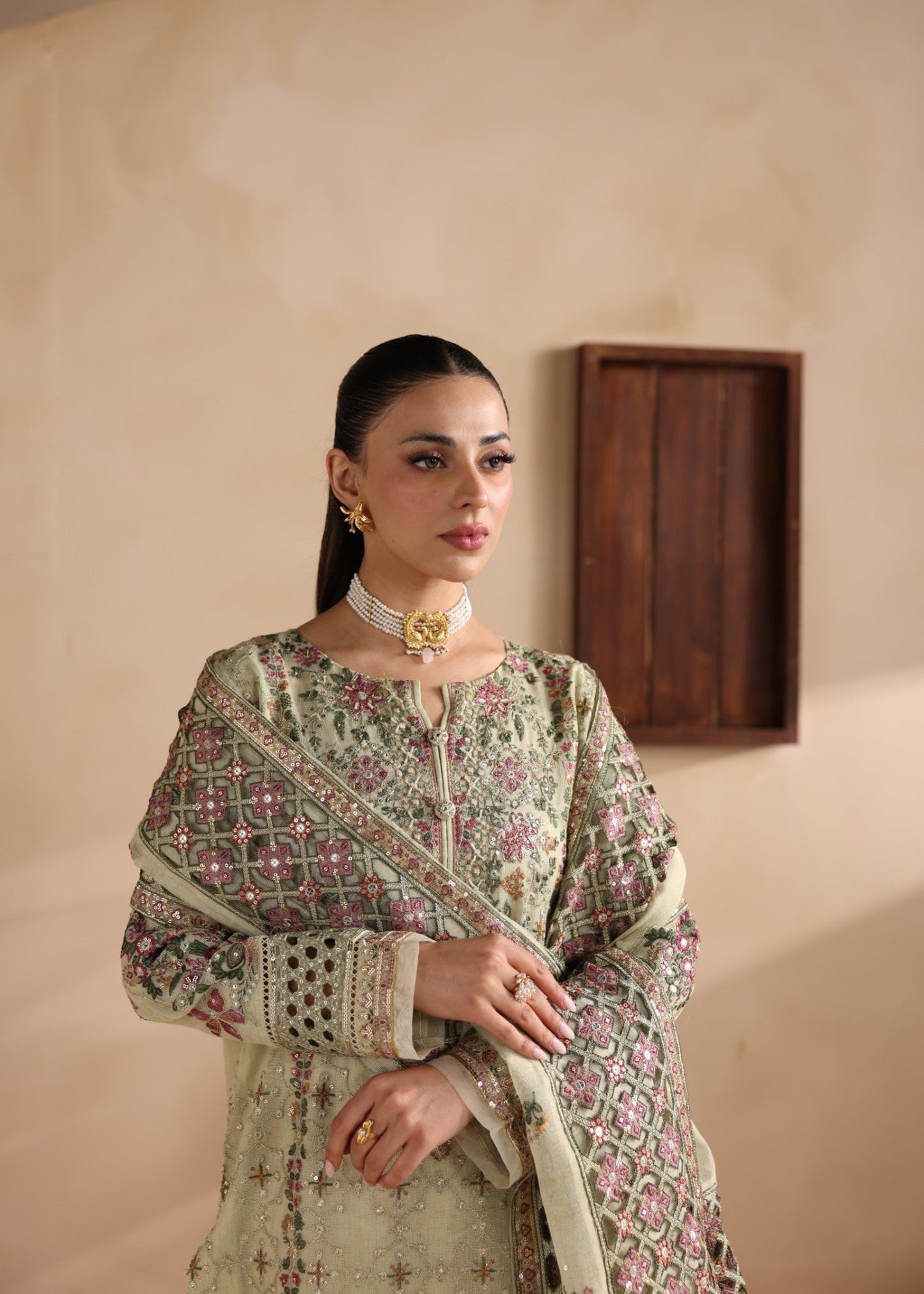 Pakistani Embroidered Khaddi Net Dupatta Suit Online in KSA Riyadh Saudi Arabia Oman Bahrain Qatar