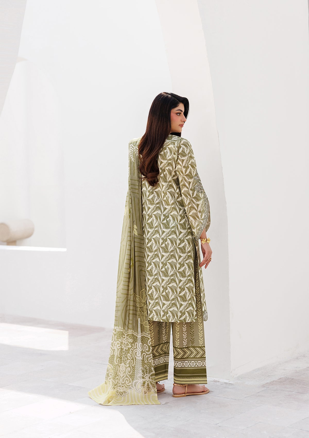 Pakistani Embroidered Lawn Suit Olive Green Online in KSA Riyadh Saudi Arabia Oman Bahrain Qatar