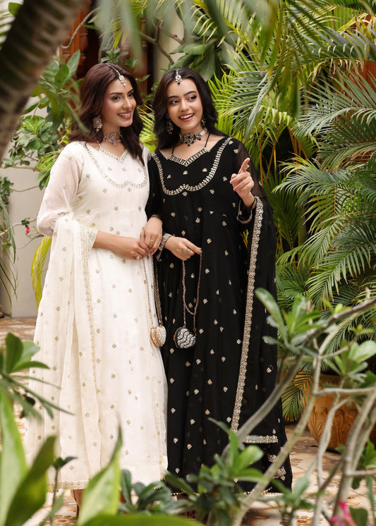Pakistani Embroidered Off-White Chiffon Salwar Kameez Online in KSA Riyadh Saudi Arabia Oman Bahrain Qatar