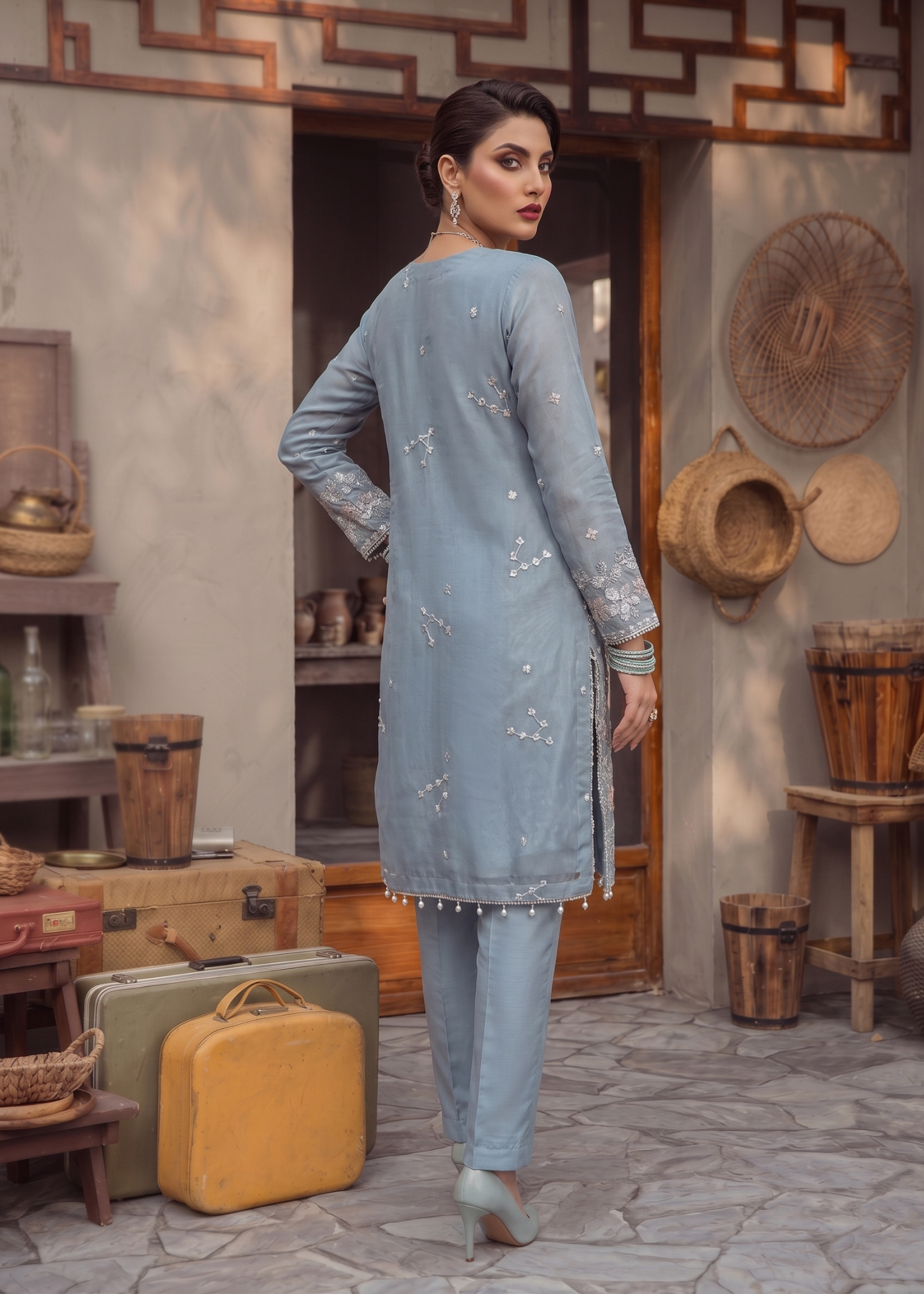 Pakistani Festive Wear Embroidered Organza Suit Online in KSA Riyadh Saudi Arabia Oman Bahrain Qatar