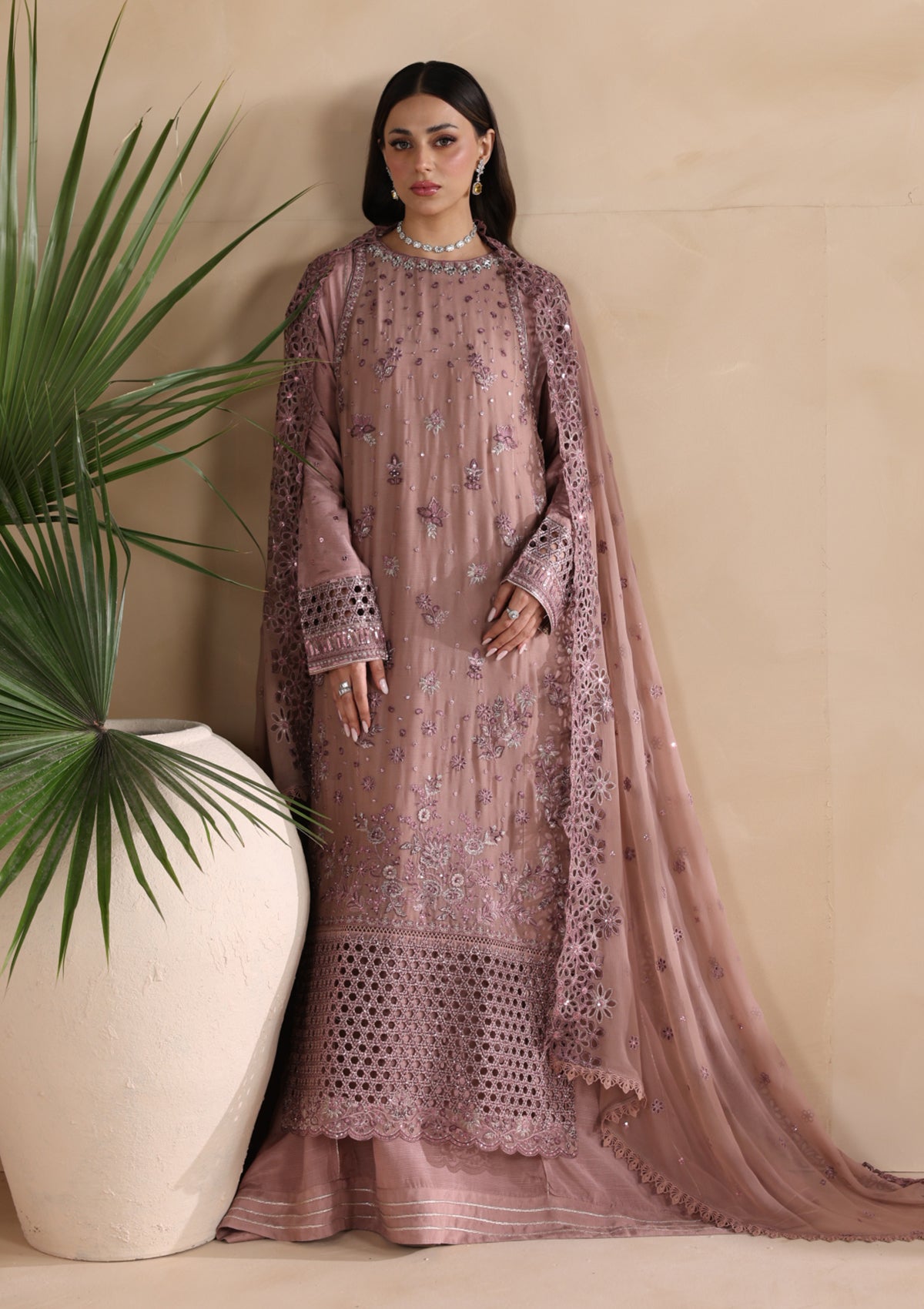 Pakistani Festive Wear Mauve Pink Chiffon Suit Online in KSA Riyadh Saudi Arabia Oman Bahrain Qatar