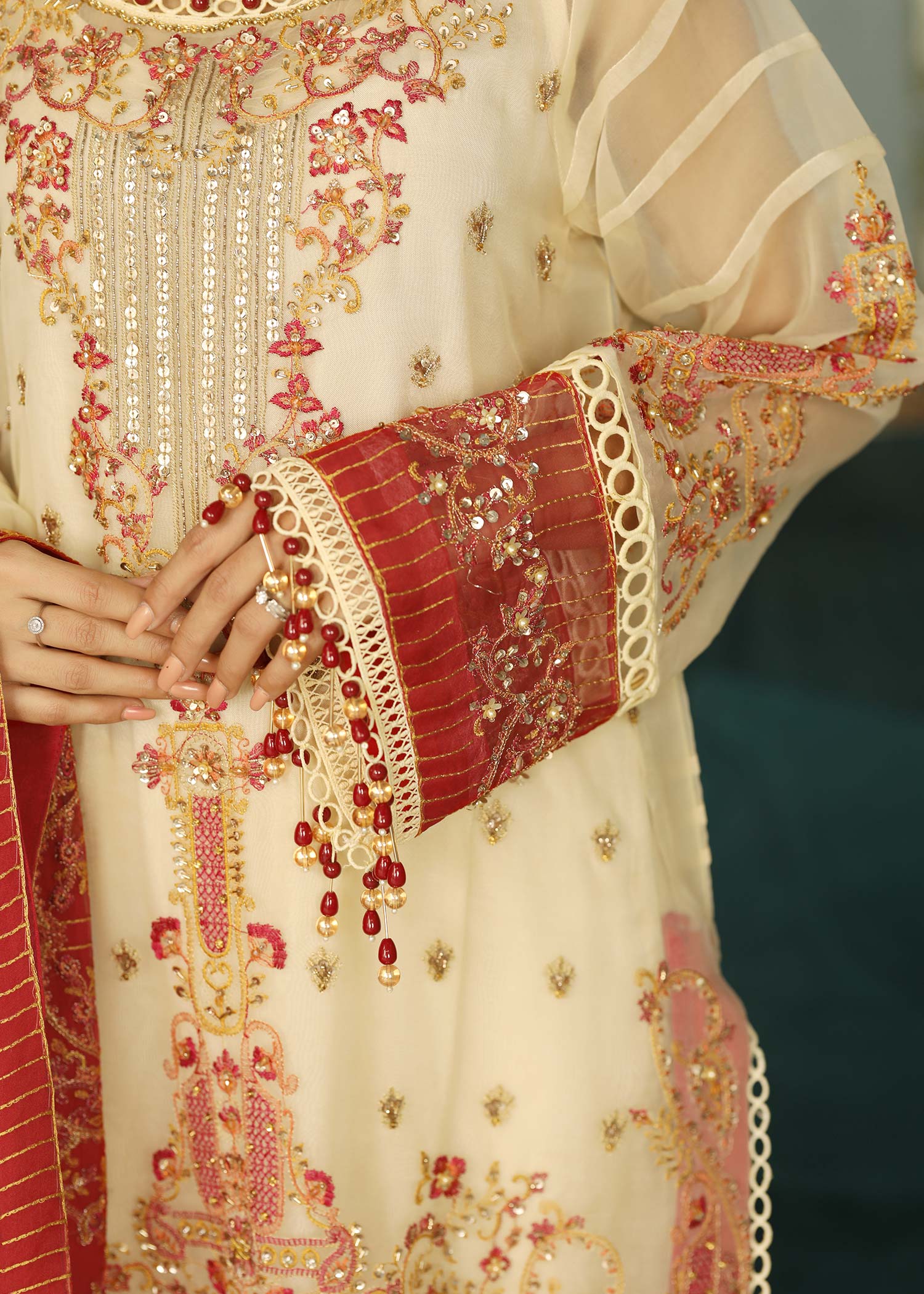 Pakistani Ivory Organza Adda Work Suit Online in KSA Riyadh Saudi Arabia Oman Bahrain Qatar