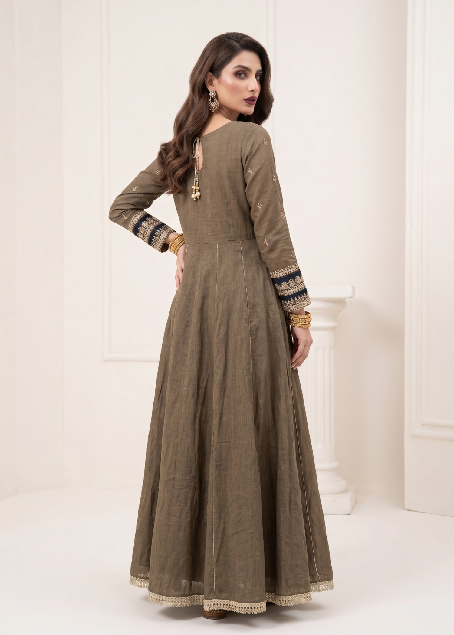 Pakistani Lawn Embroidered Festive Outfit Online in KSA Riyadh Saudi Arabia Oman Bahrain Qatar