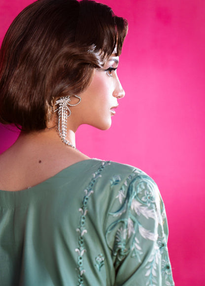 Pakistani Lawn Suit for Party Wear Online in KSA Riyadh Saudi Arabia Oman Bahrain Qatar