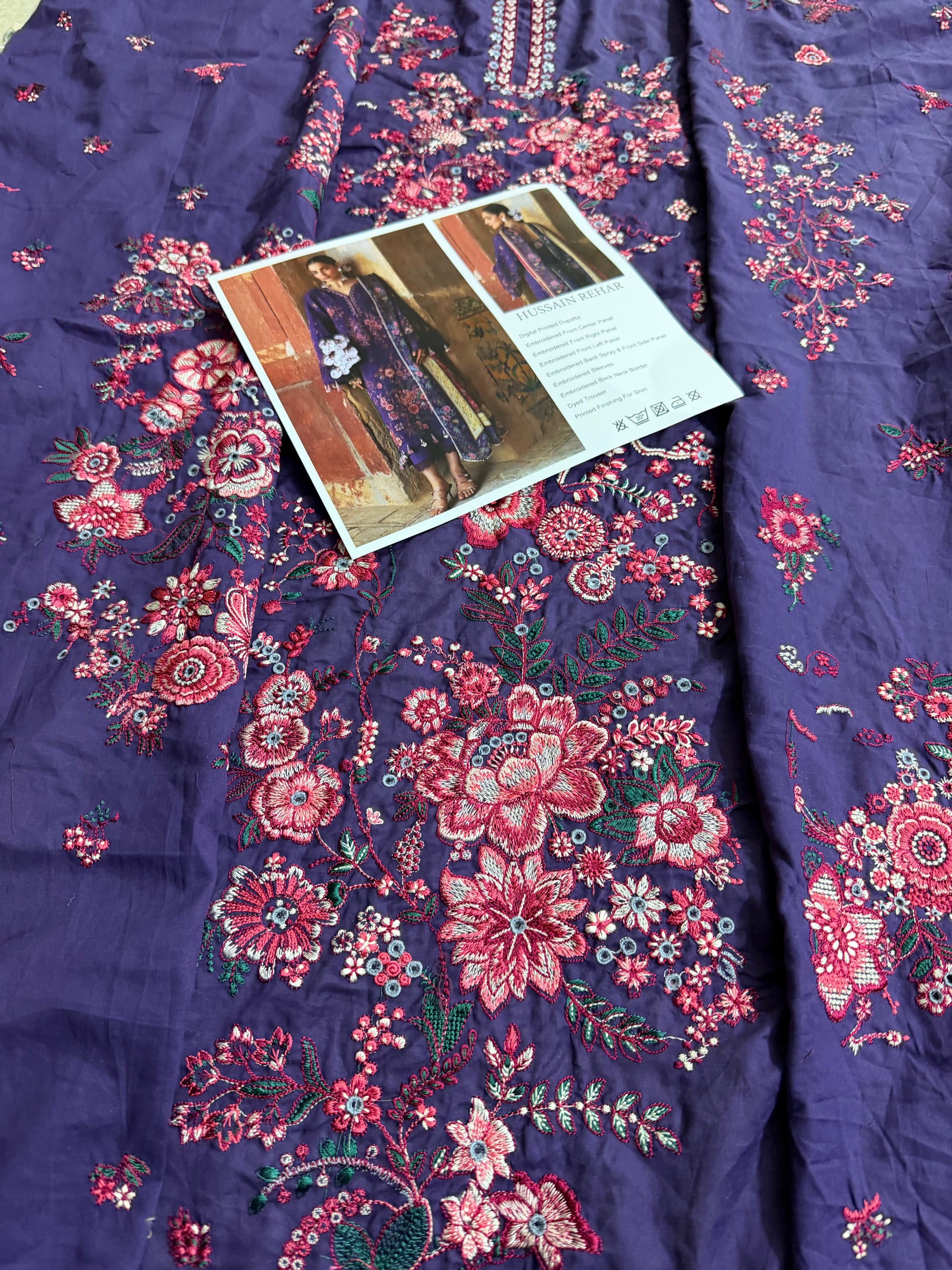 Pakistani Lawn Suit Online in KSA Riyadh Saudi Arabia Oman Bahrain Qatar