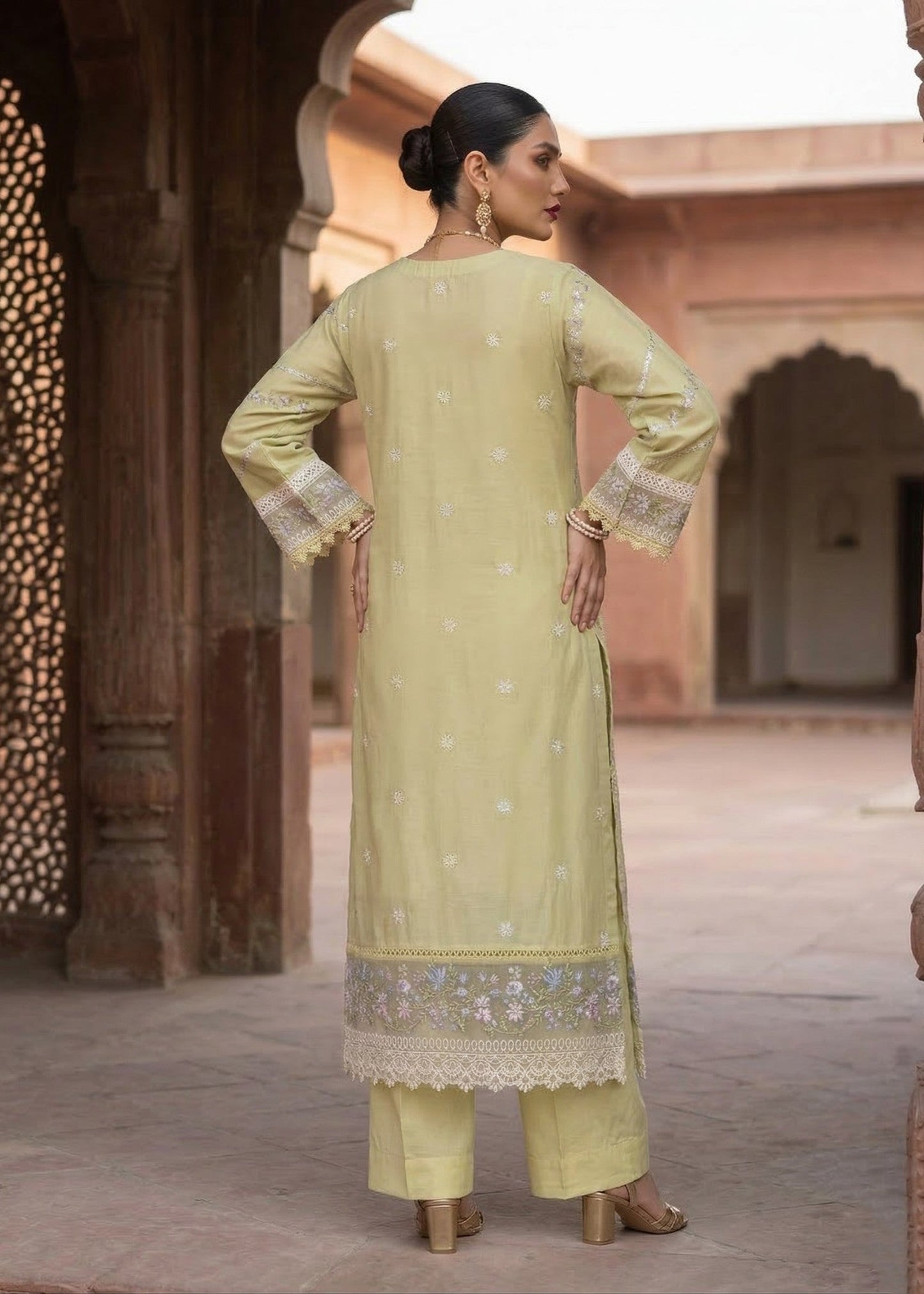 Pakistani Lemon Lawn Summer Suit Online in KSA Riyadh Saudi Arabia Oman Bahrain Qatar