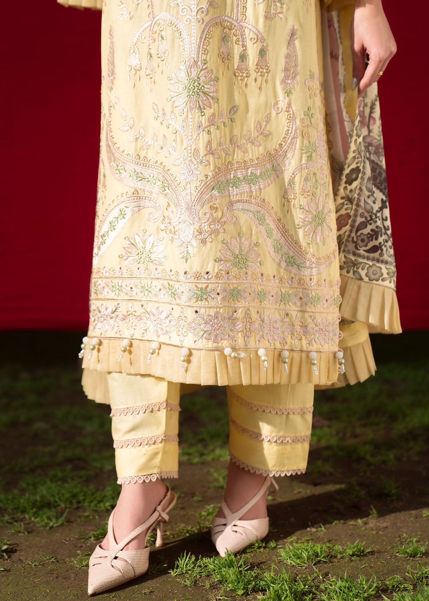 Pakistani Light Yellow Lawn Festive Suit Online in KSA Riyadh Saudi Arabia Oman Bahrain Qatar