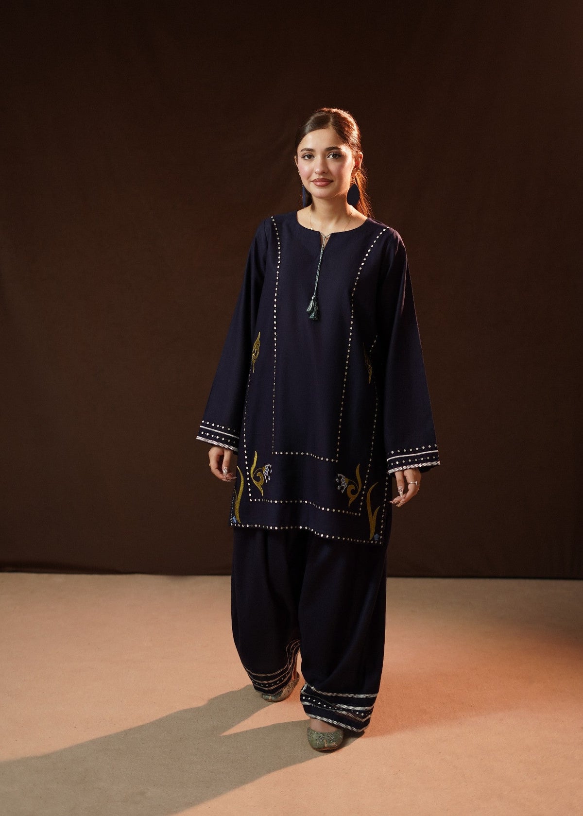 Pakistani Navy Blue Embroidered Slub Khaddar Kurta Set Online in KSA Riyadh Saudi Arabia Oman Bahrain Qatar
