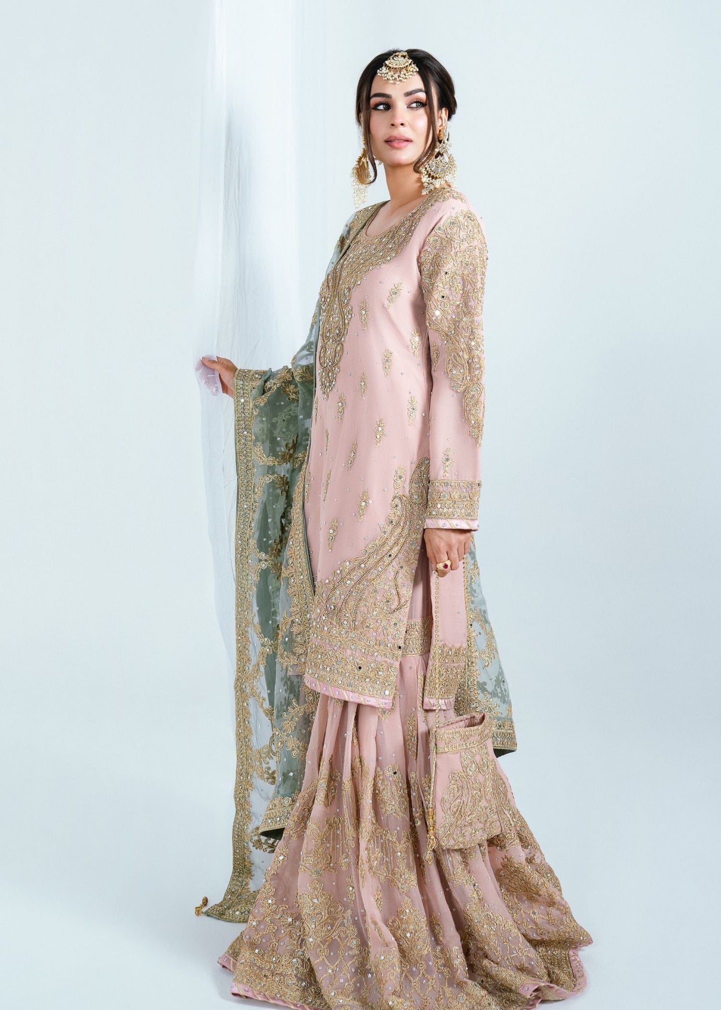 Pakistani Pink Embroidered Chiffon Suit Online in KSA Riyadh Saudi Arabia Oman Bahrain Qatar