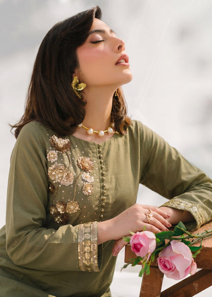 Pakistani Sage Green Lawn Kurta Set Online in KSA Riyadh Saudi Arabia Oman Bahrain Qatar