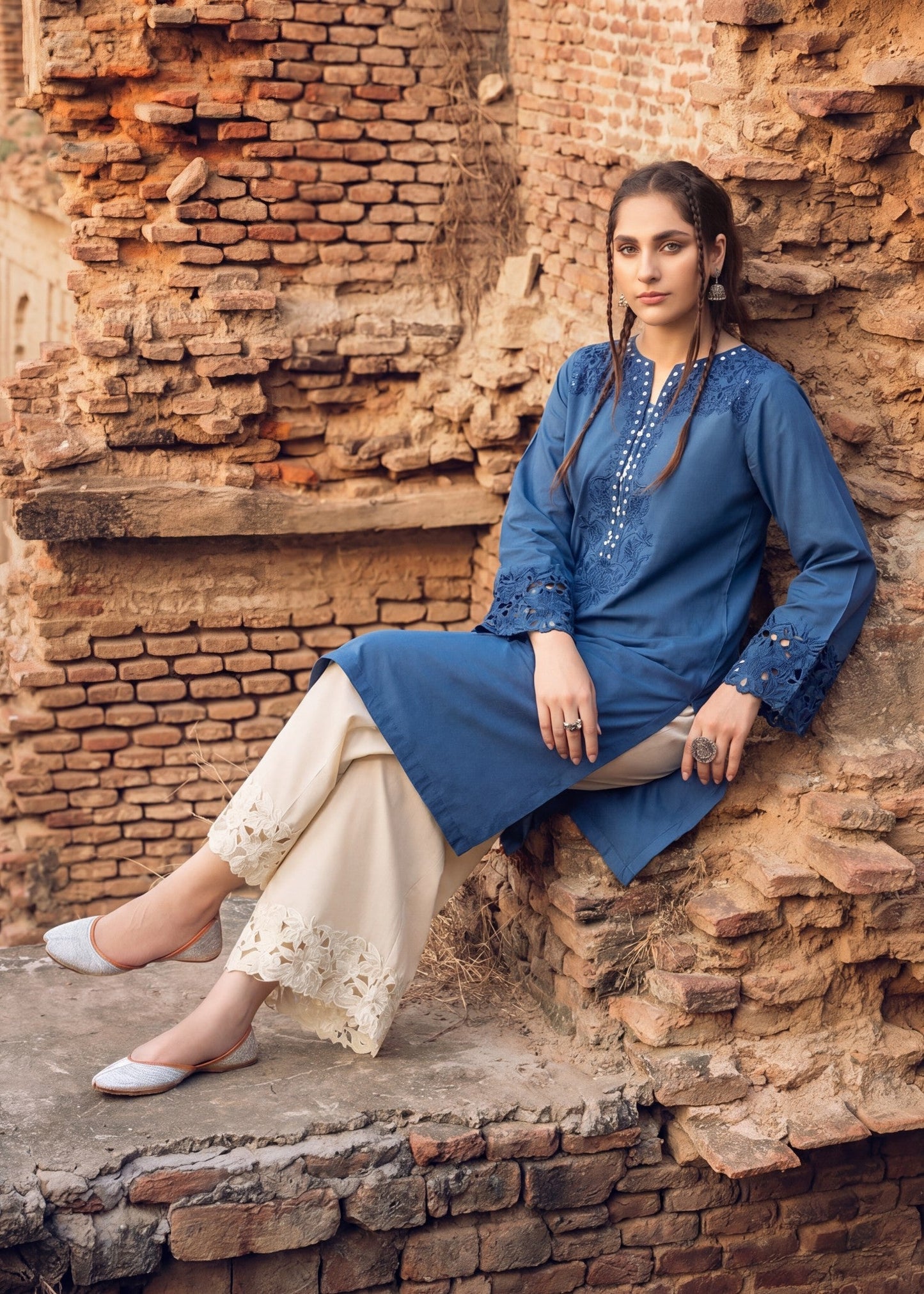Pakistani Steel Blue Lawn Salwar Kameez Online in KSA Riyadh Saudi Arabia Oman Bahrain Qatar