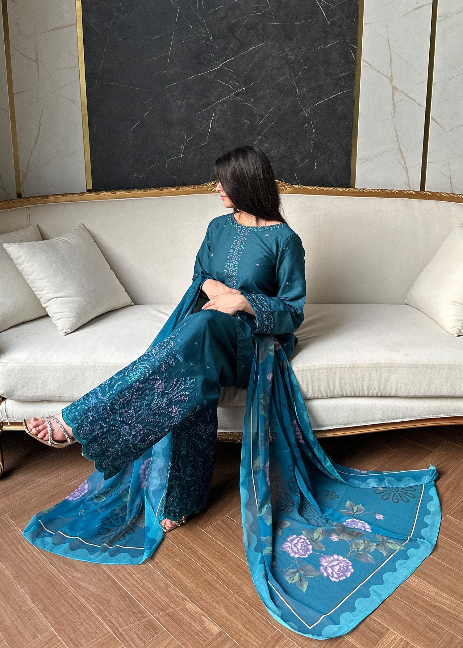 Pakistani Teal Lawn Embroidered 3 Piece Suit Online in KSA Riyadh Saudi Arabia Oman Bahrain Qatar