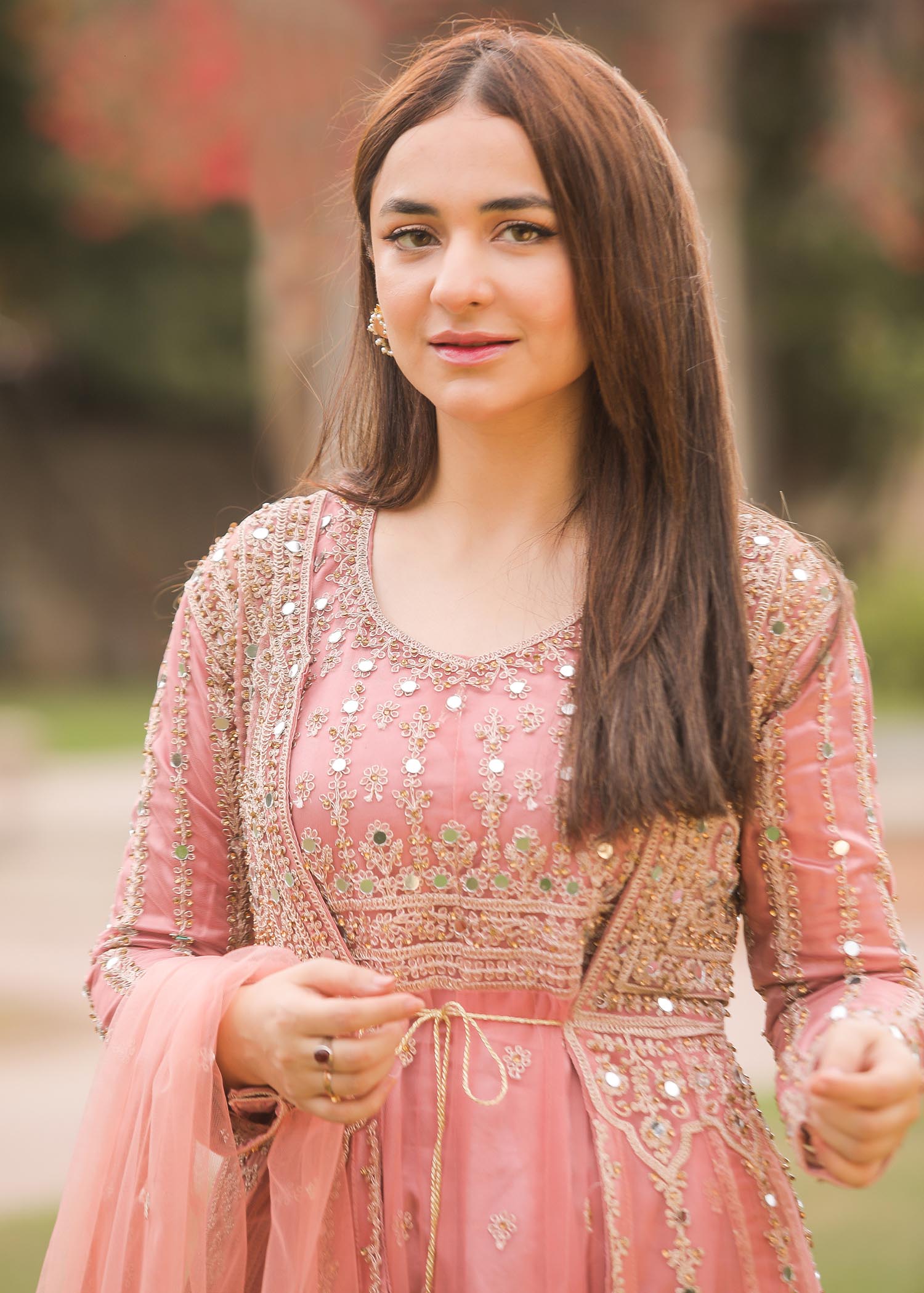 Pakistani Wedding Net Gown for Ladies Online in KSA Riyadh Saudi Arabia Oman Bahrain Qatar