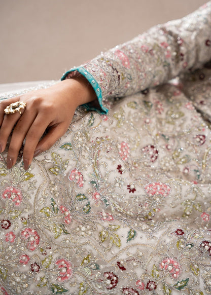 Pakistani White Net Formal Salwar Kameez Online in KSA Riyadh Saudi Arabia Oman Bahrain Qatar