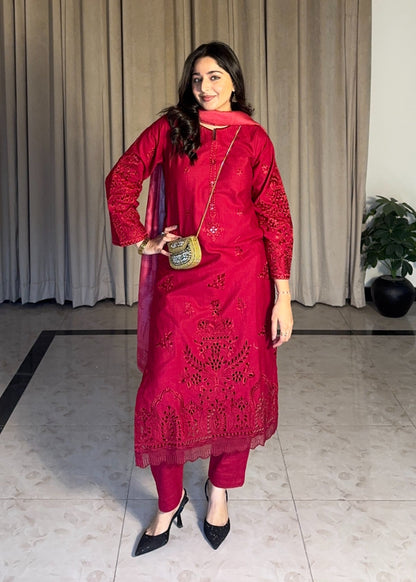 Pakistani Winter Wear Red Linen Kurta Set Online in KSA Riyadh Saudi Arabia Oman Bahrain Qatar