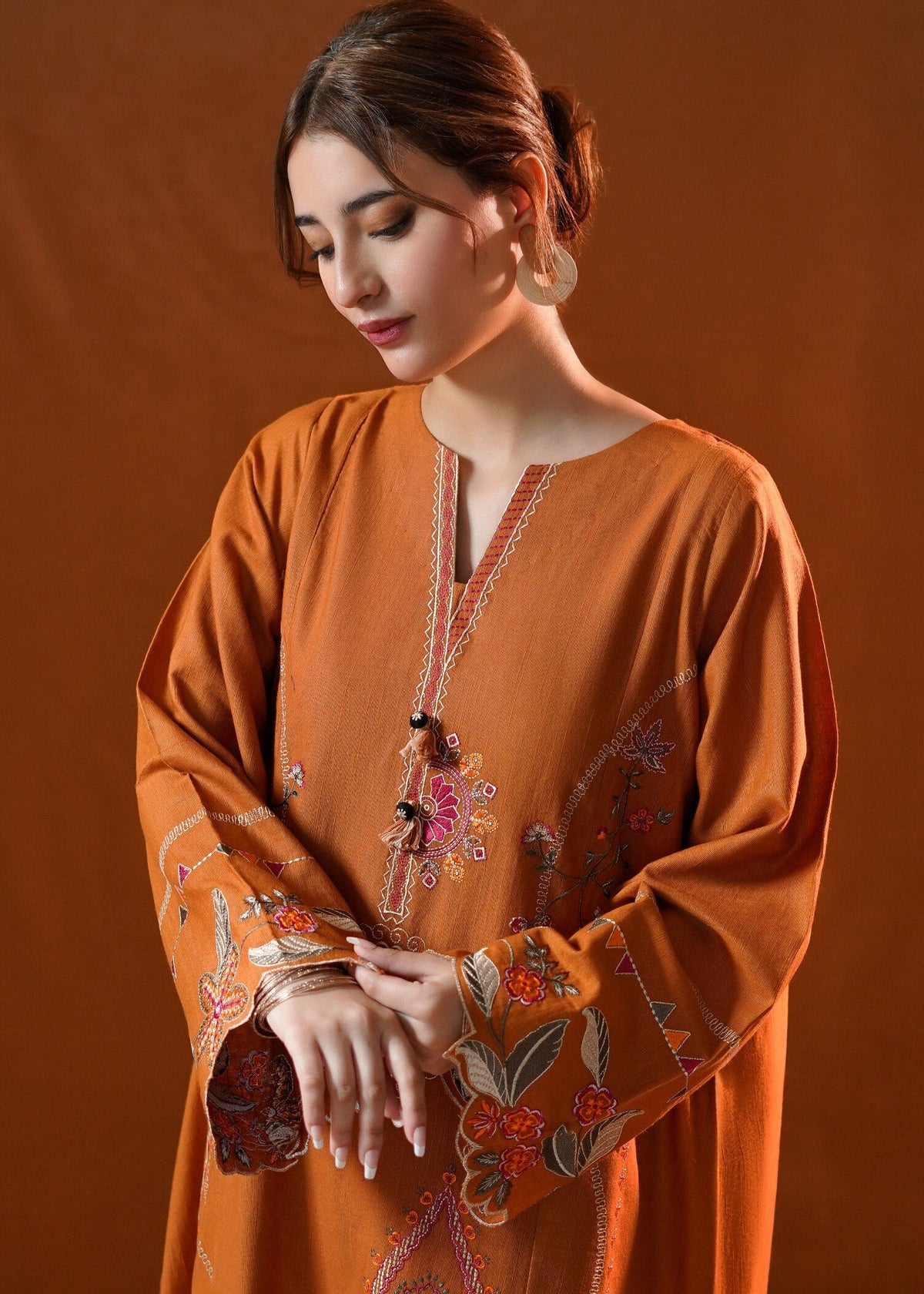 Pakistani Winter Wear Rust Orange Khaddar Kurta Set Online in KSA Riyadh Saudi Arabia Oman Bahrain Qatar