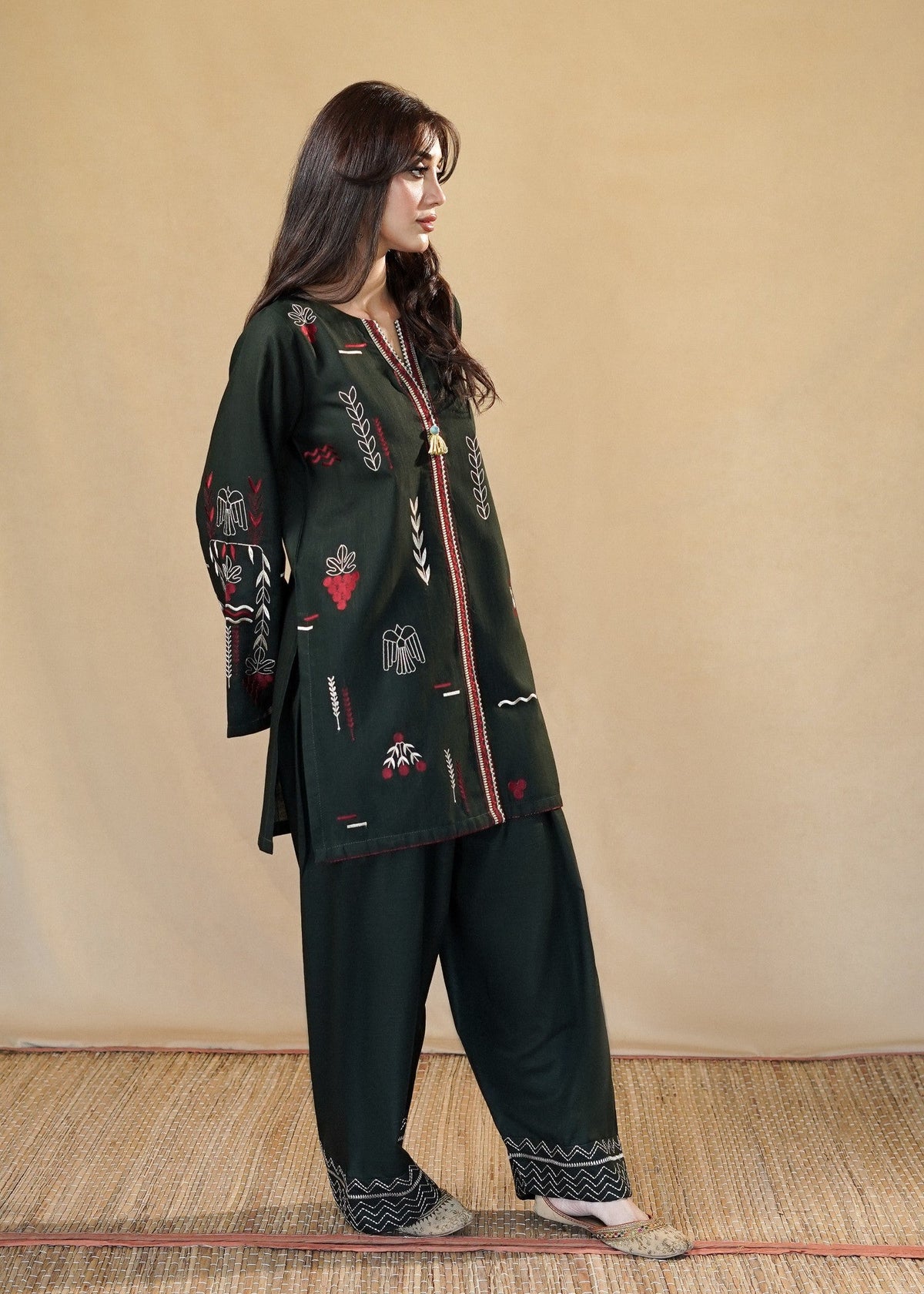 Pakistani Winter Wear Slub Khaddar Online in Sri Lanka India Australia