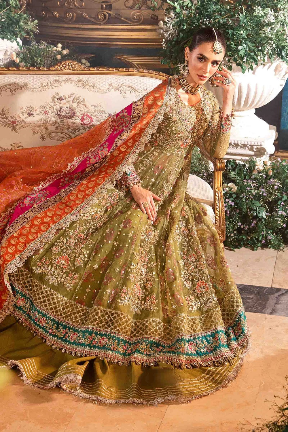 Mehendi Hand Made Organza Suit