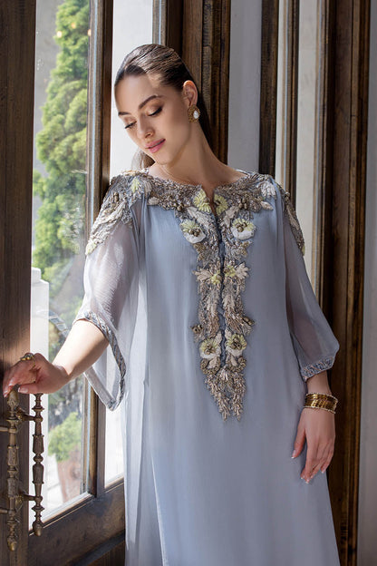 Light Purple 2pc Suit with 3D Work