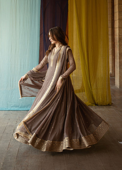 Peach Embroidered Chiffon Ladies Suit Online in Dubai UAE Abudhabi Ajman Sharjah