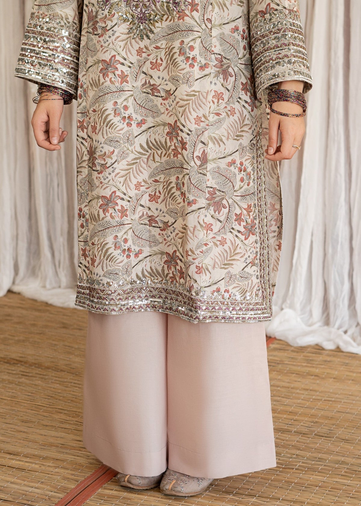 Peach Pink Floral Print Lawn Pakistani Clothes Online in KSA Riyadh Saudi Arabia Oman Bahrain Qatar