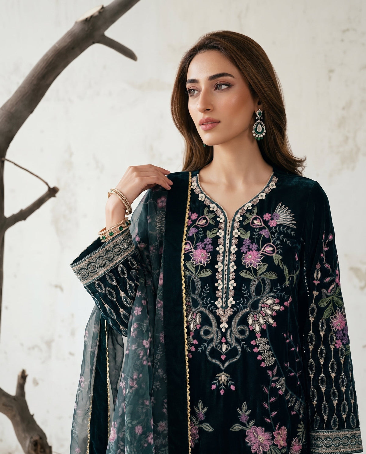 Pearl Stone Work Velvet Salwar Kameez Online in KSA Riyadh Saudi Arabia Oman Bahrain Qatar