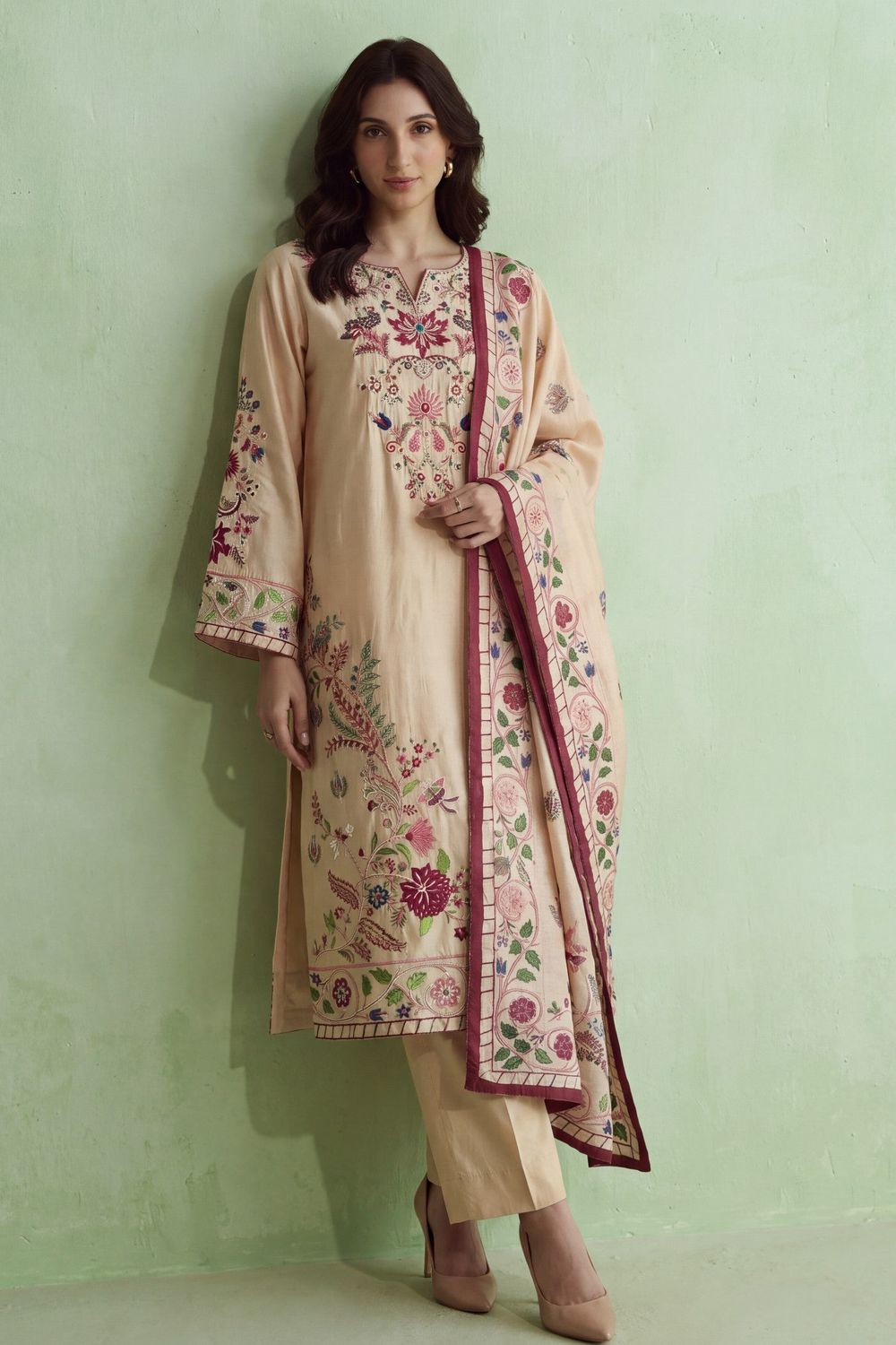 Pearl White Embroidered Lawn Pakistani Suit Online in Dubai UAE Abudhabi Ajman Sharjah