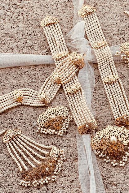 Pearl White Gold Plated Hyderabadi Bridal Set Online in Dubai UAE Abudhabi Ajman Sharjah