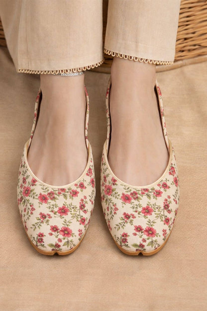 Pearl White Velvet Kolhapuri Shoes Online in Dubai UAE Abudhabi Ajman Sharjah