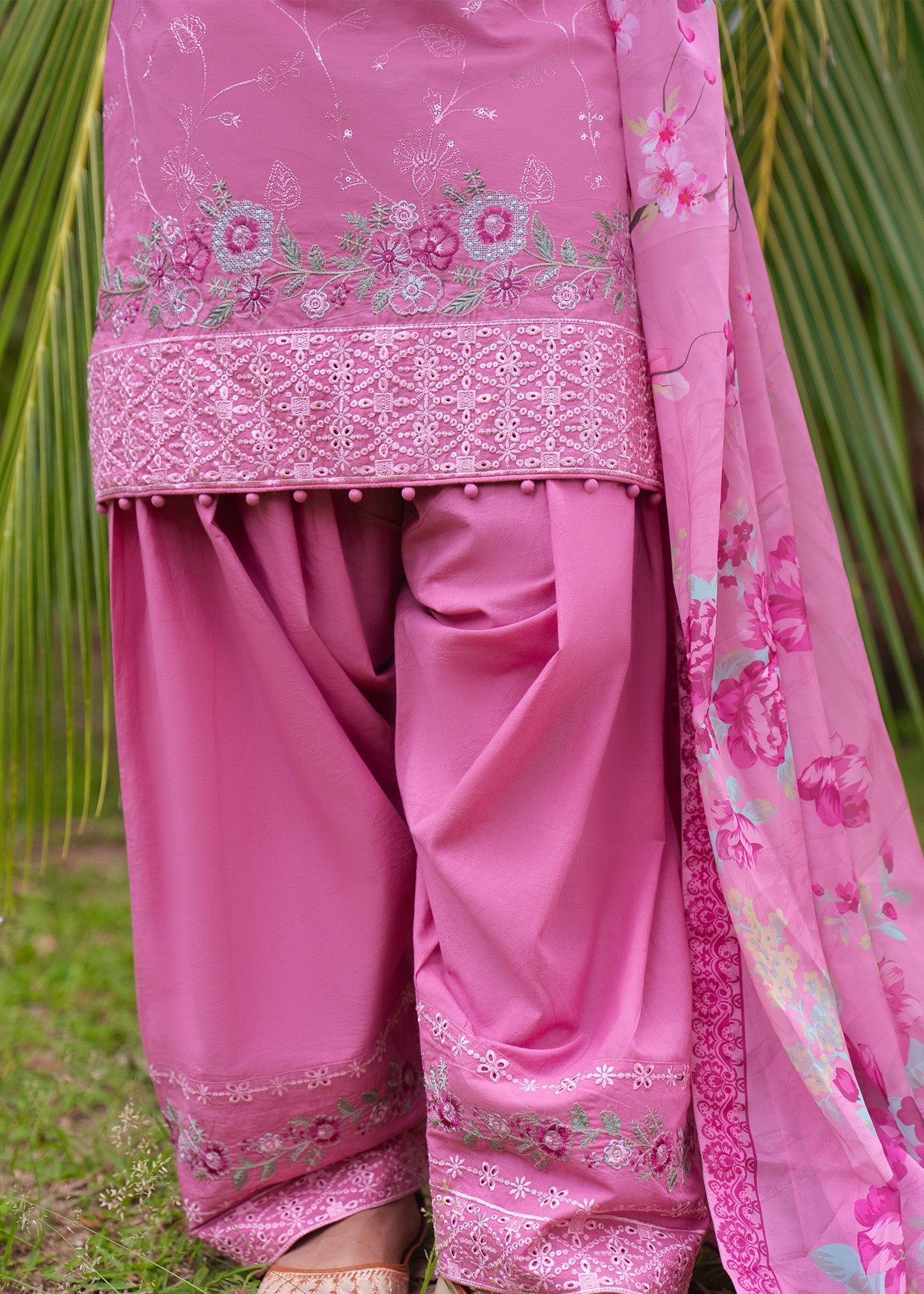 Pink Embroidered Lawn Party Wear Suit Online in Dubai UAE Abudhabi Ajman Sharjah