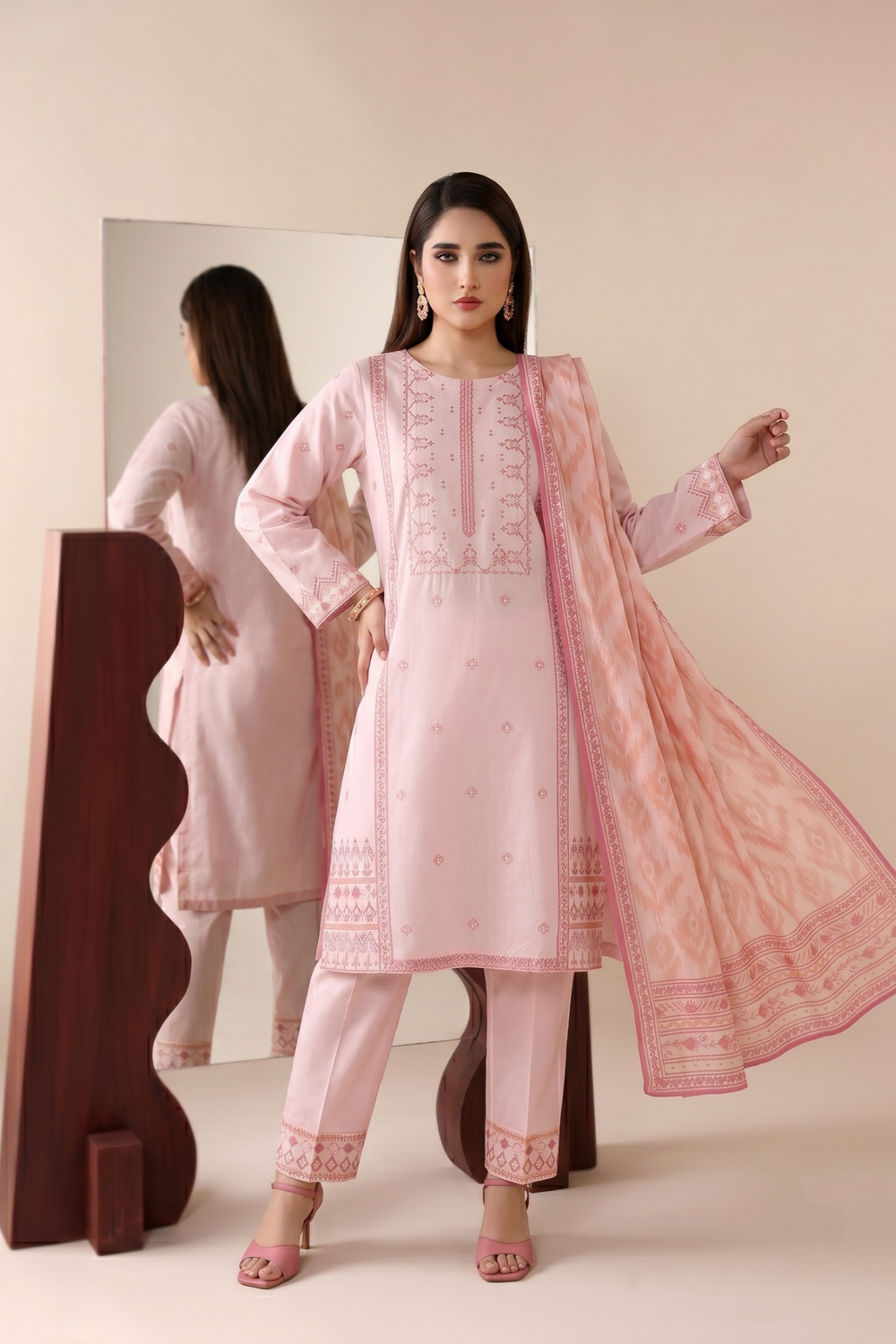 Pink Embroidered Lawn Partywear Suit Online in Dubai UAE Abudhabi Ajman Sharjah