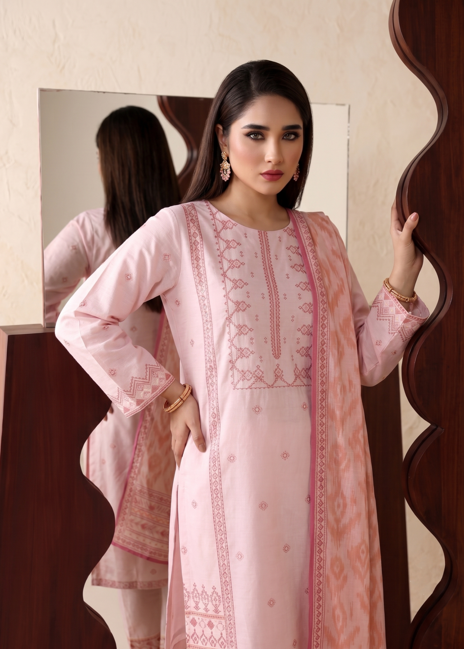 Pink Embroidered Lawn Straight Kurta Suit Online in Dubai UAE Abudhabi Ajman Sharjah