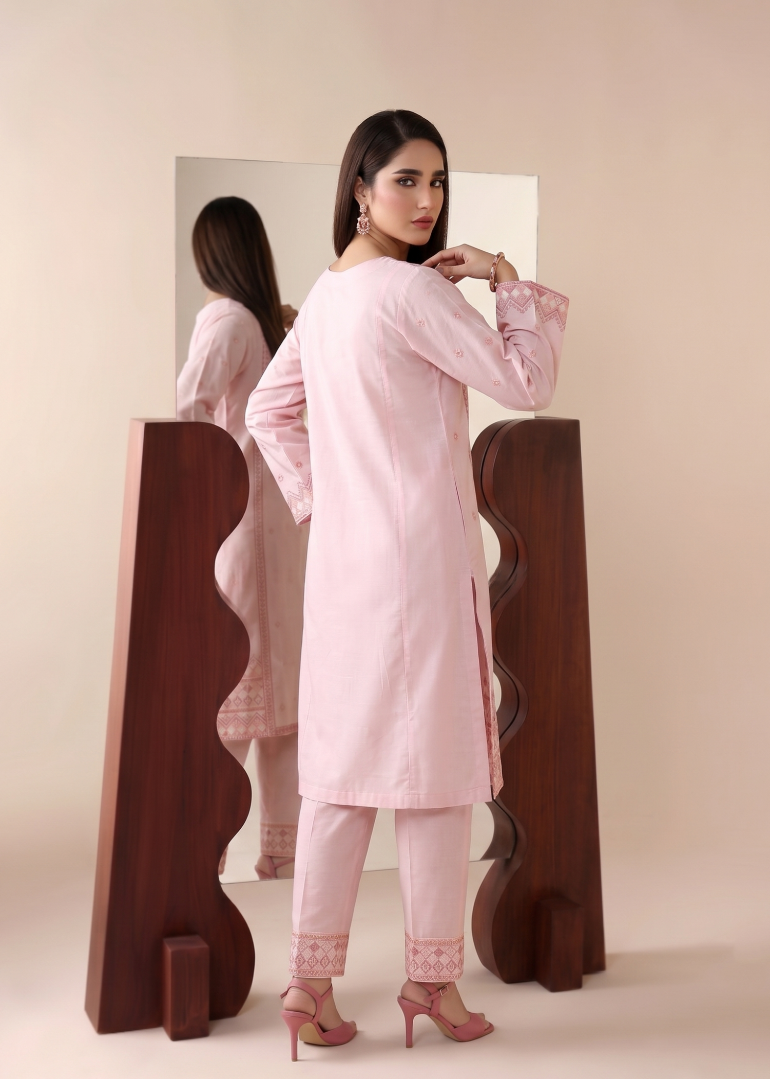 Pink Lawn 3 Piece Embroidered Suit Online in Dubai DXB UAE Abudhabi Meena Bazaar