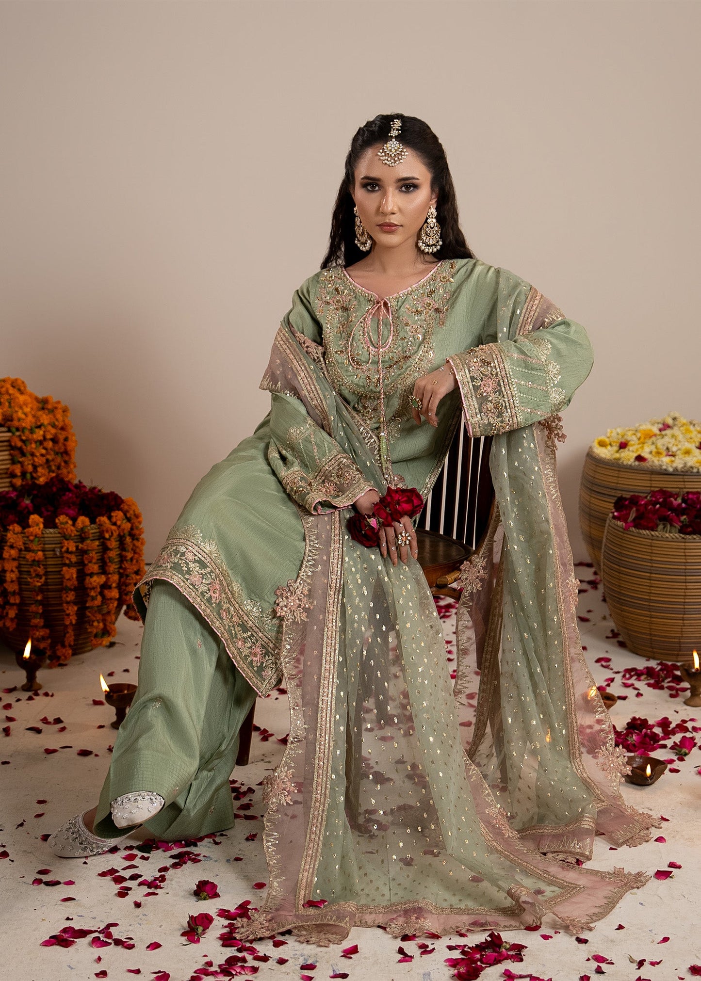Pistachio Green Pakistani Designer Suit Online in KSA Riyadh Saudi Arabia Oman Bahrain Qatar
