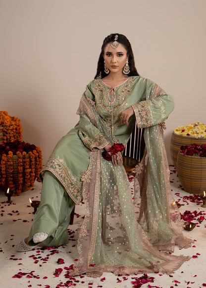 Pistachio Green Pakistani Designer Suit Online in KSA Riyadh Saudi Arabia Oman Bahrain Qatar