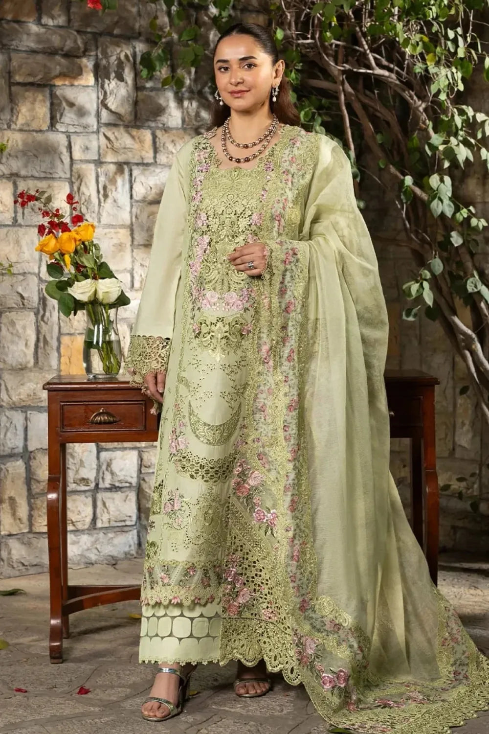 Pistachio Luxury Lawn Salwar Kameez Online in Dubai UAE Abudhabi Ajman Sharjah