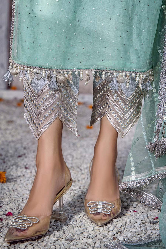Hand Embroidered Turquoise Pure Organza Suit
