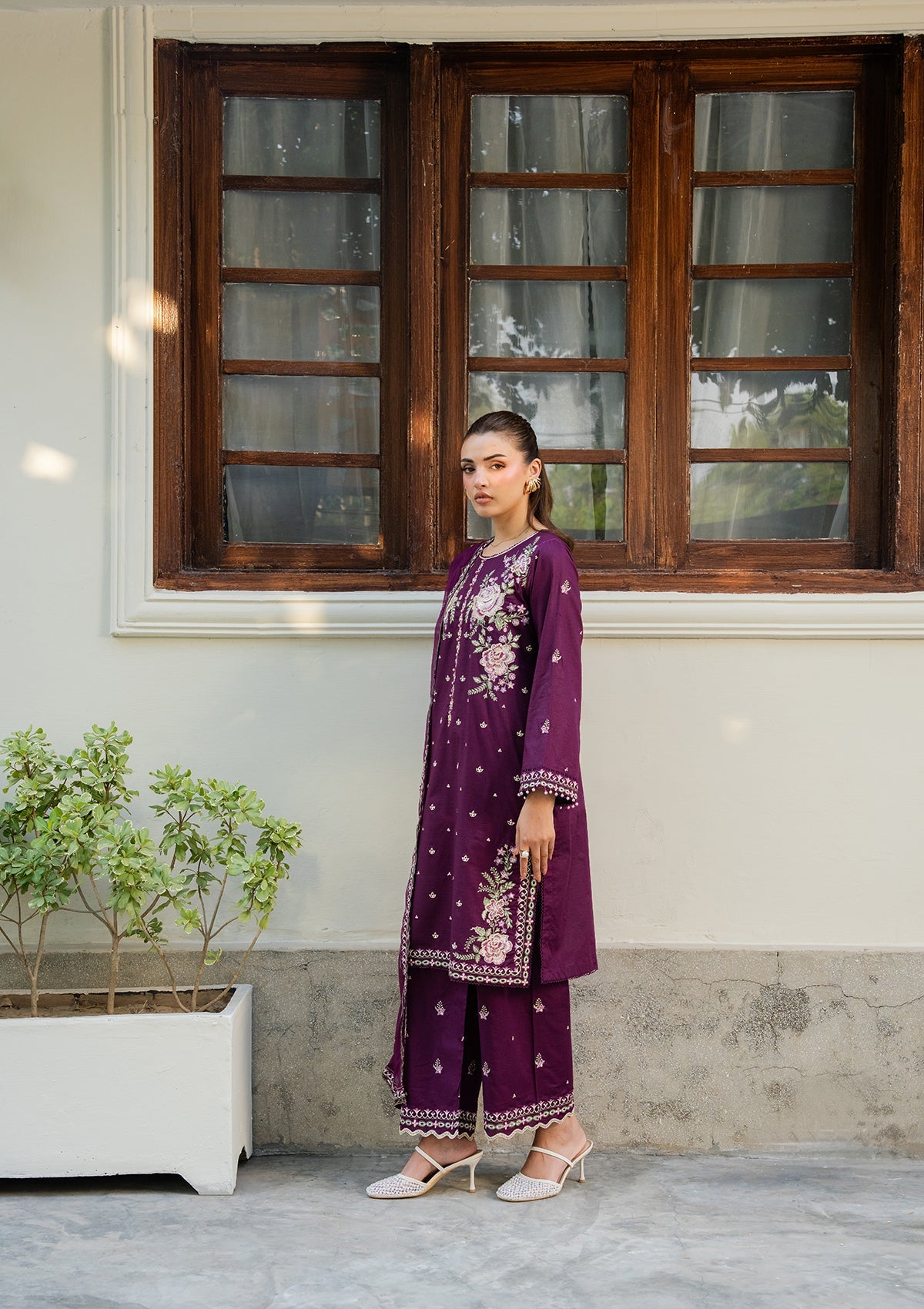 Purple Embroidered Lawn Suit with Straight Trouser Online in KSA Riyadh Saudi Arabia Oman Bahrain Qatar