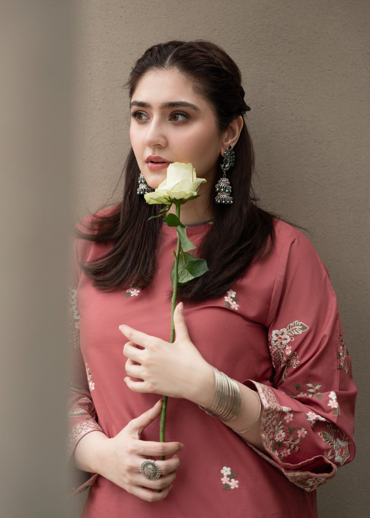 Ready to Wear 2 Piece Lawn Dress Online in KSA Riyadh Saudi Arabia Oman Bahrain Qatar