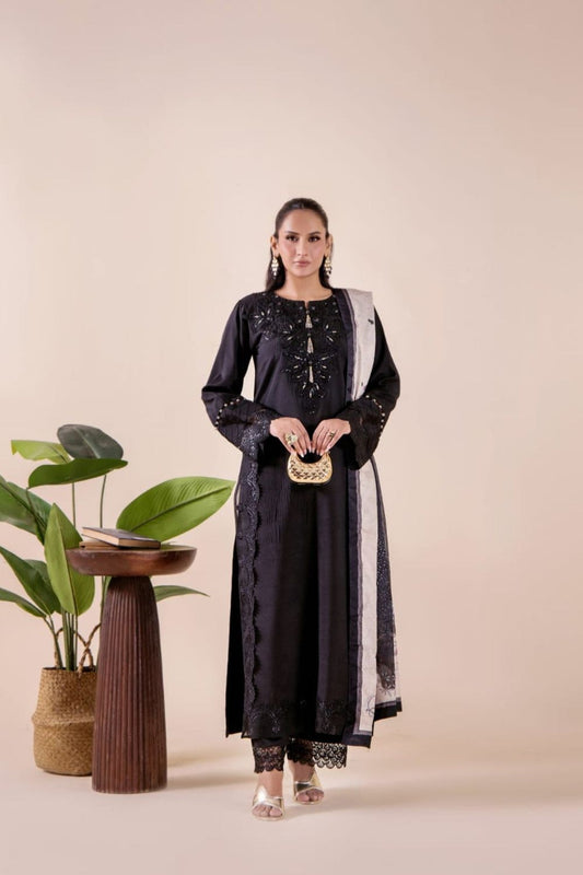 Black Embroidered Silk Pakistani Suit Online in Dubai UAE Abudhabi Ajman Sharjah