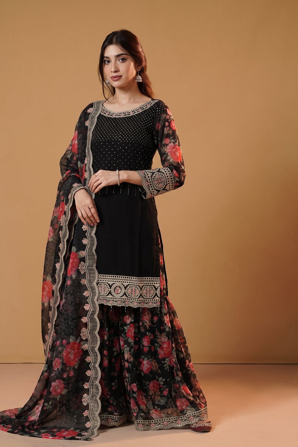 Black Embellished Chiffon Pakistani Suit Online in Dubai UAE Abudhabi Ajman Sharjah