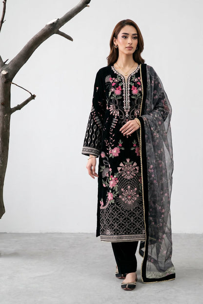 Black Embellished Velvet Pakistani Suit Online in Dubai UAE Abudhabi Ajman Sharjah