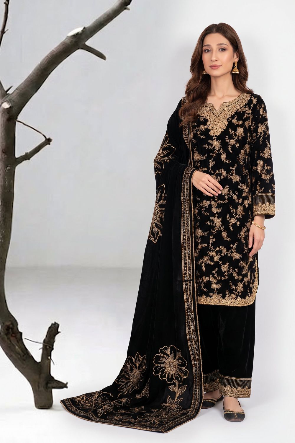 Black Embellished Velvet Pakistani Suit Online in Dubai UAE Abudhabi Ajman Sharjah